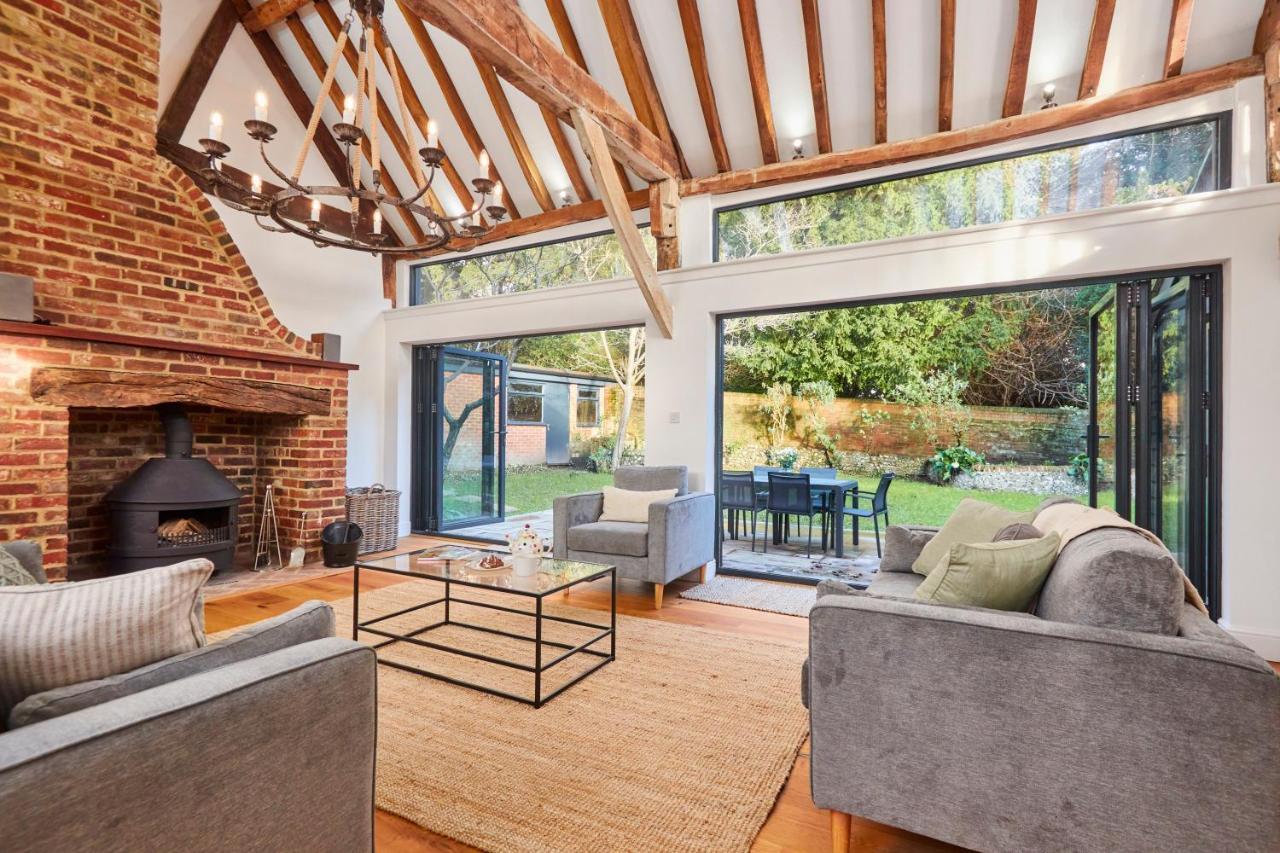 The Coach House, Hambledon * Hambledon (Hampshire)