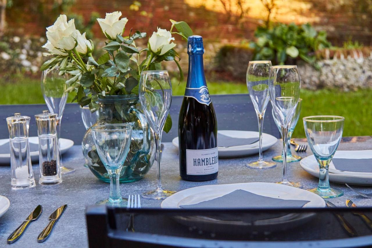 The Coach House, Hambledon Holiday home