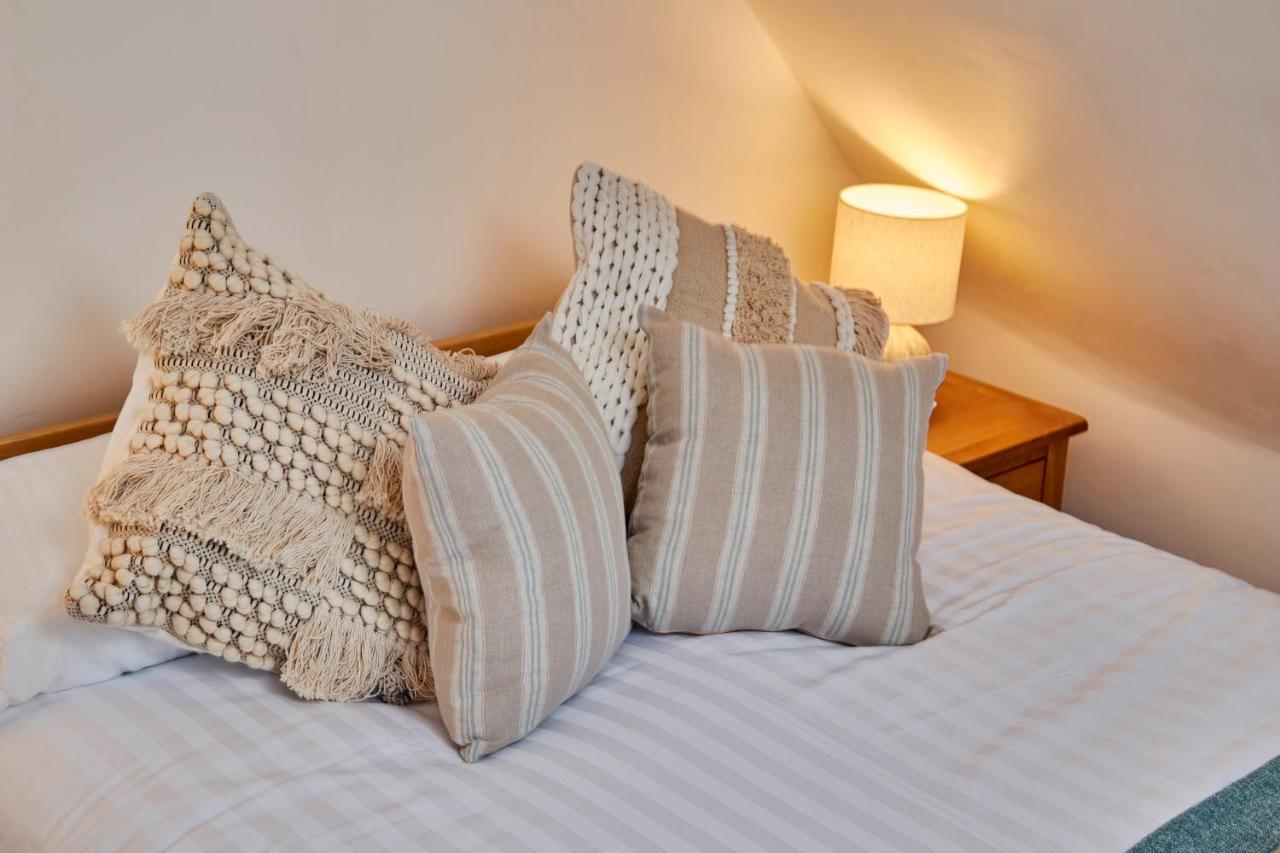 The Coach House, Hambledon *